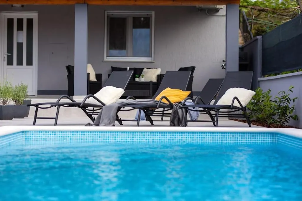 House Katarina With Private Swiming Pool Villa Pula